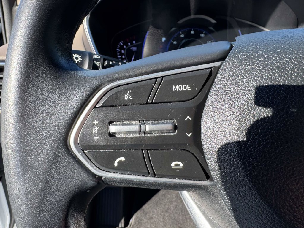 Used 2020 Hyundai Santa Fe SEL w/ Convenience Package AWD/4WD image 19