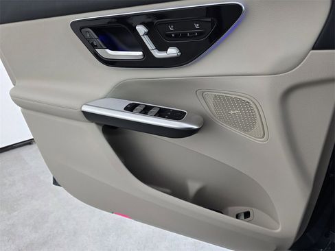 New 2026 Mercedes-Benz GLC 300 image 19