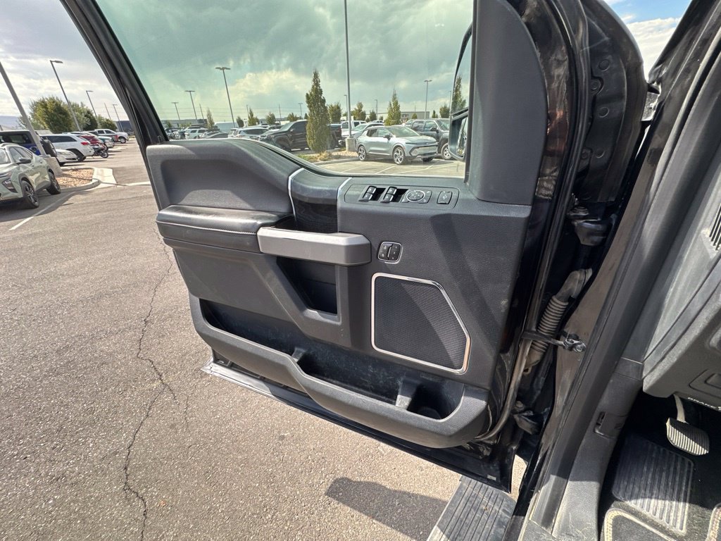 Used 2019 Ford F350 Platinum w/ Platinum Ultimate Package AWD/4WD image 20