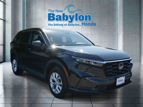Used 2025 Honda CR-V LX image 5