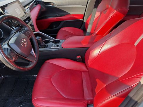 Used 2022 Toyota Camry XSE w/ Navigation Package image 5