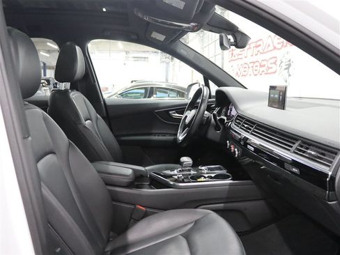Used 2018 Audi Q7 3.0T Premium Plus AWD/4WD image 33
