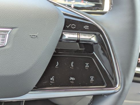 New 2026 Cadillac Lyriq Luxury image 27