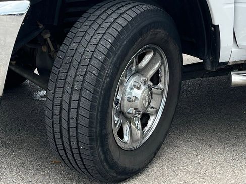 Used 2017 RAM 2500 Tradesman w/ Chrome Appearance Group AWD/4WD image 27