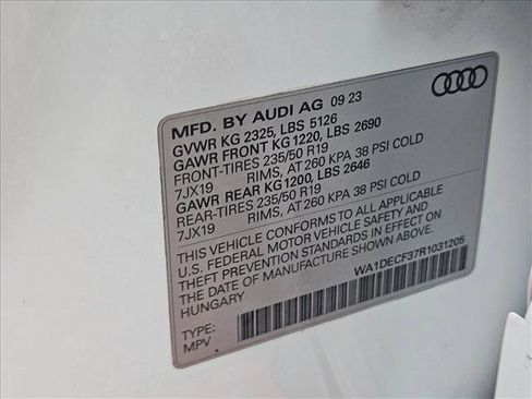 Used 2024 Audi Q3 2.0T Premium w/ Convenience Package image 24