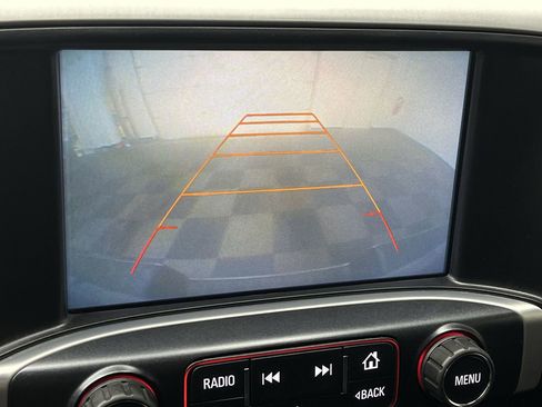 Used 2016 GMC Sierra 1500 SLE w/ SLE Value Package image 4