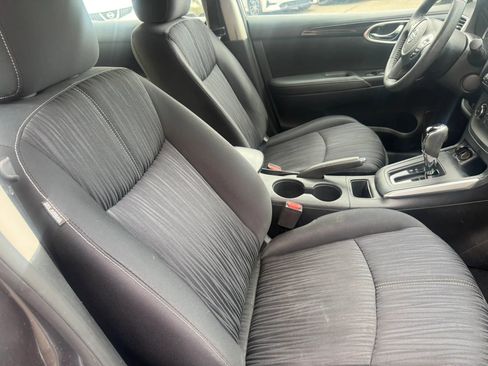 Used 2016 Nissan Sentra SV FWD image 26