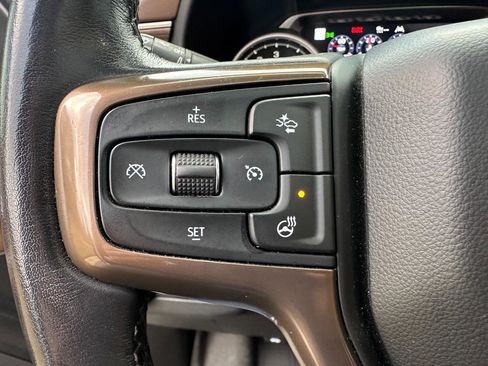 Used 2021 Chevrolet Suburban High Country image 46