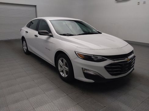 Used 2019 Chevrolet Malibu LS image 13
