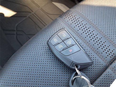 Certified 2024 Chevrolet Silverado 1500 High Country w/ High Country Premium Package image 20