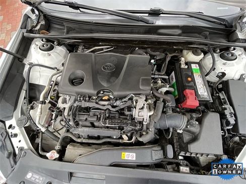 Used 2019 Toyota Camry SE image 22