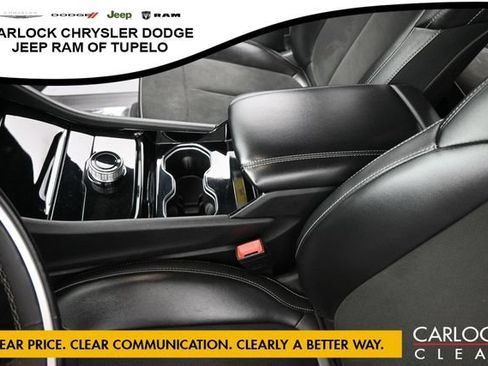 Used 2023 Jeep Grand Cherokee L Laredo AWD/4WD image 18