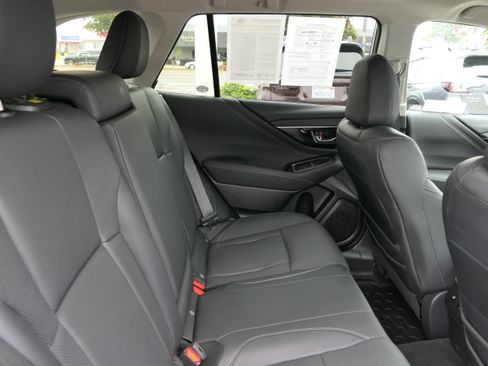 Certified 2025 Subaru Outback Touring AWD/4WD image 22