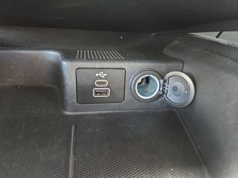 Used 2024 Ford Escape ST-Line AWD/4WD image 26