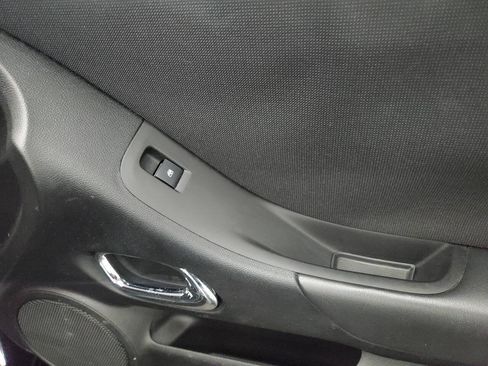 Used 2011 Chevrolet Camaro LT RWD image 14