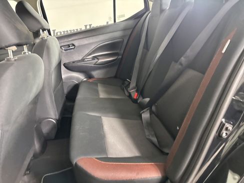 Used 2021 Nissan Versa SR image 21