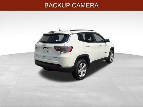 Used 2020 Jeep Compass Latitude w/ Cold Weather Group AWD/4WD image 7