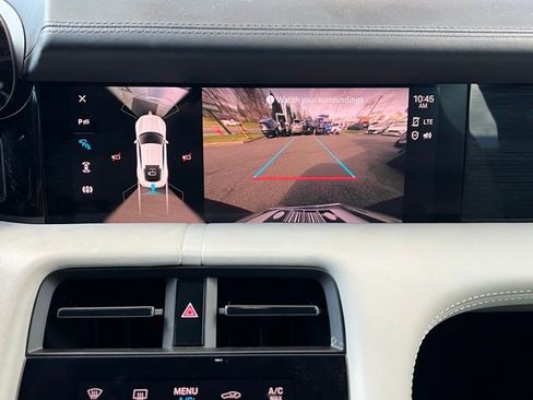 Used 2023 Porsche Taycan 4S w/ Premium Package image 33