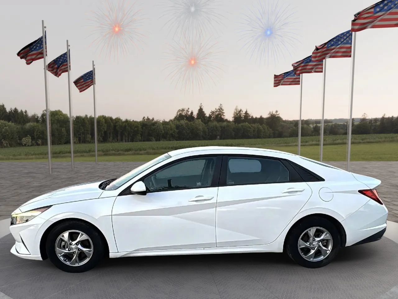 Used 2021 Hyundai Elantra SE FWD image 3
