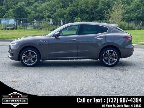 Used 2022 Maserati Levante GT image 4