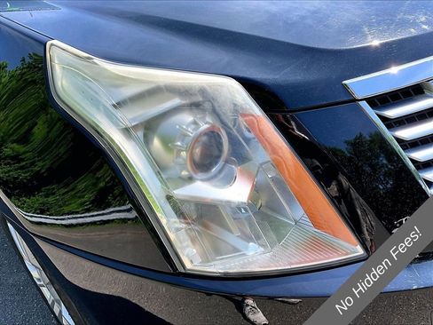 Used 2016 Cadillac SRX Luxury w/ Driver Awareness Package AWD/4WD image 27
