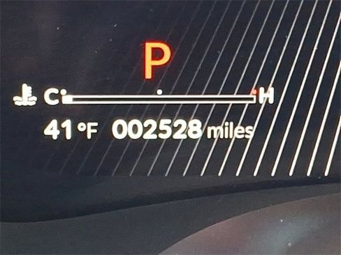 Certified 2025 Acura TLX w/ Technology Package image 21