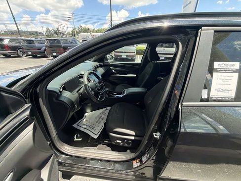 Used 2023 Hyundai Santa Cruz Night w/ Winter Package AWD/4WD image 11