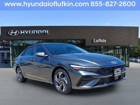 New 2026 Hyundai Elantra Limited FWD image 1