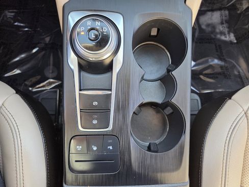 Used 2020 Ford Escape Titanium w/ Titanium Premium Package 2.0 image 26