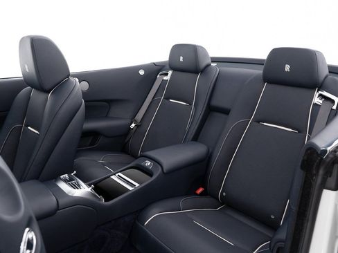 Certified 2018 Rolls-Royce Dawn image 28