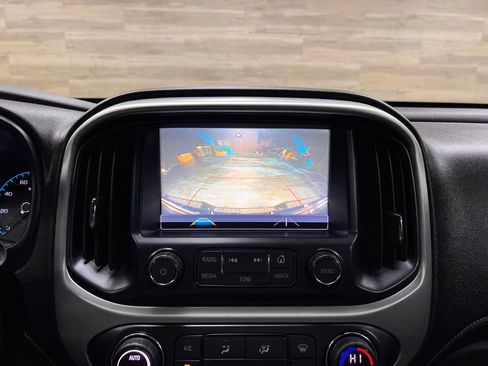 Used 2018 GMC Canyon SLT w/ Driver Alert Package AWD/4WD image 9