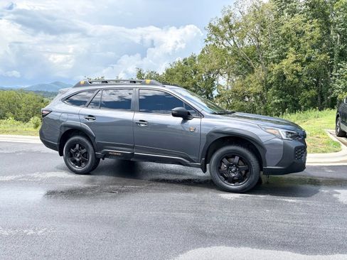 Certified 2024 Subaru Outback Wilderness AWD/4WD image 7