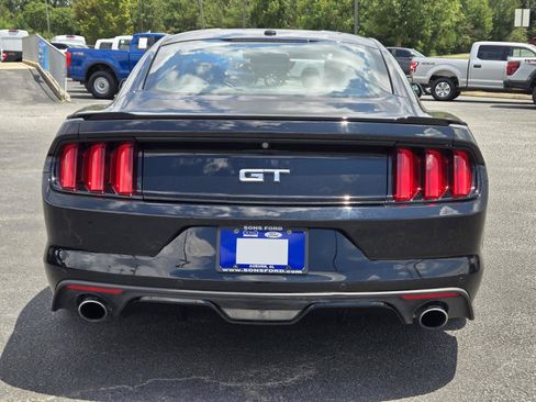 Used 2016 Ford Mustang GT Premium w/ Equipment Group 401A RWD image 9