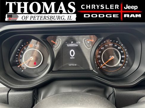 Used 2025 Jeep Wrangler Unlimited Sport AWD/4WD image 13
