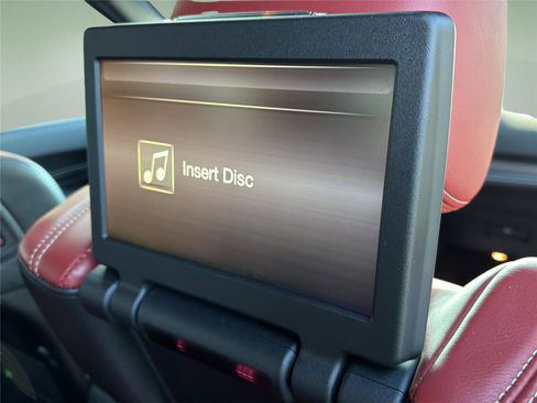 Used 2021 Dodge Durango SRT Hellcat w/ Technology Group image 24