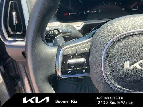 Certified 2024 Kia Sorento SX Prestige AWD/4WD image 20