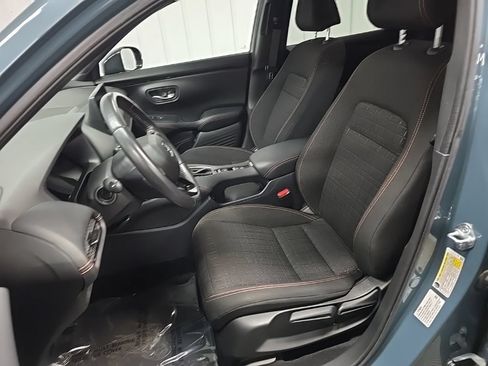 Used 2024 Honda HR-V Sport image 29