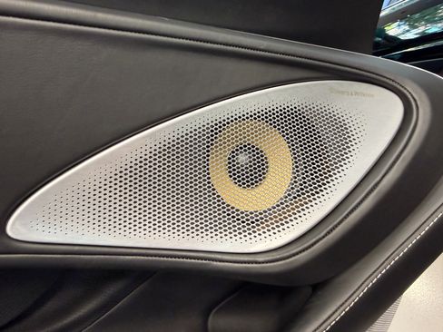 Used 2023 McLaren GT RWD image 13