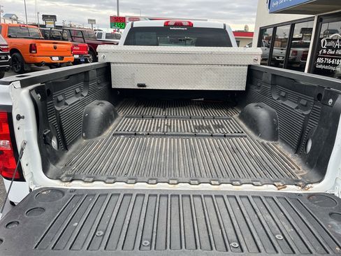 Used 2016 Chevrolet Silverado 3500 LT image 8