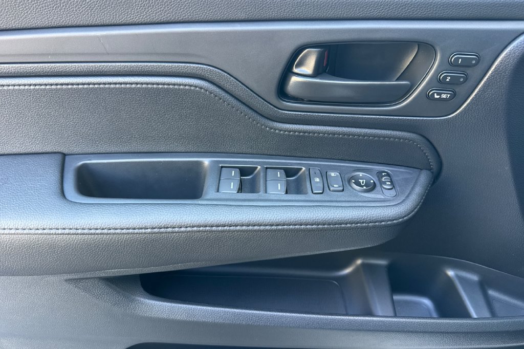 New 2027 Honda Odyssey Sport-L image 12