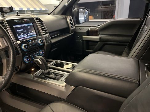 Used 2015 Ford F150 Platinum w/ Equipment Group 701A Luxury image 17