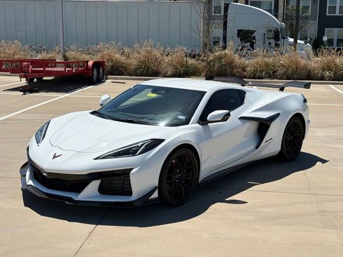 Used 2024 Chevrolet Corvette Z06 w/ Battery Protection Package image 13