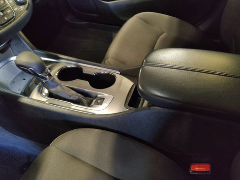 Used 2023 Chevrolet Malibu LT FWD image 26