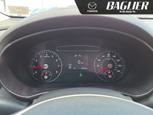 Used 2020 Kia Sorento LX image 24