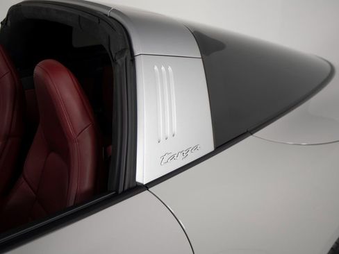 Certified 2022 Porsche 911 Targa 4S image 45