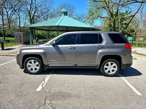 Used 2012 GMC Terrain SLE image 8