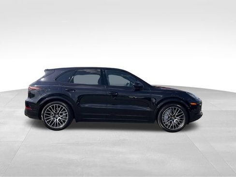 Used 2019 Porsche Cayenne Turbo AWD/4WD image 6