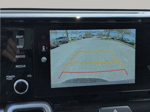 Certified 2023 Kia Sorento S FWD image 26