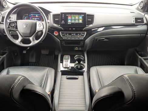 Used 2020 Honda Passport Touring image 17