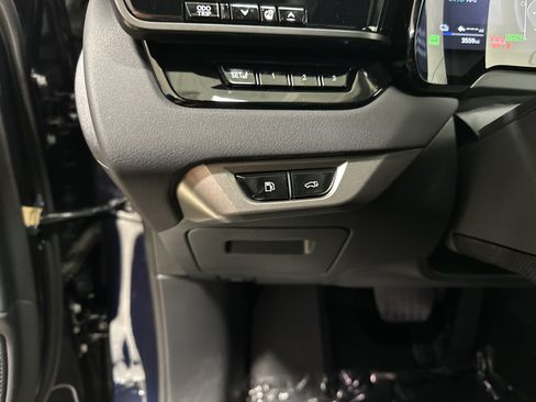 Certified 2025 Lexus RX 450h AWD w/ Convenience Package image 37